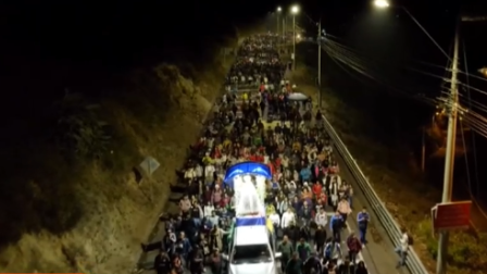 Cierres viale spor la caminata de fe a la Virgen de Baños de Agua Santa.