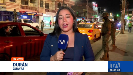 A pocas horas de que finalice la restricción de movilidad, las fuerzas del orden coordinan intervenciones estratégicas en puntos críticos para mantener el control tras los operativos nocturnos.