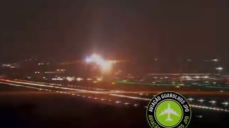 Motor de avión explota en pleno despegue en Brasil