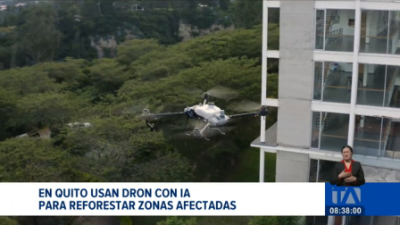 Esta herramienta permite dispersar semillas en zonas de difícil acceso para recuperar las hectáreas afectadas por los incendios forestales de 2024. Un reportaje de Mishell Villacís