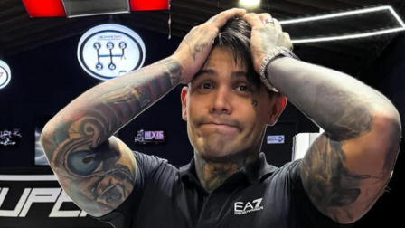 El influencer Yeferson Cossio es señalado por Avianca por comportamiento disruptivo.