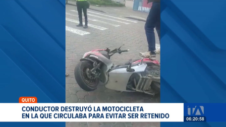 En un operativo un hombre destruyó su moto al enterarse de que sería retenido. Autoridades califican el acto como evasión de la ley. Un reportaje de Juan Miguel Rodríguez