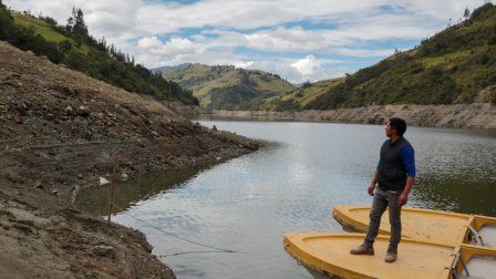 La escasez de lluvias se evidencia en la acelerada disminución del nivel de agua (cota) en el embalse de la represa Mazar, que alimenta al complejo hidroeléctrico Paute-MolinoFotos:API
