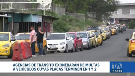 Tras un exhorto de la ANT y múltiples reclamos ciudadanos varias agencias de tránsito del país exonerarán de multas a vehículos con placas 1 y 2. Un reportaje de Ericka Vera