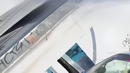 Choque en la avenida 10 de Qgosto en Quito