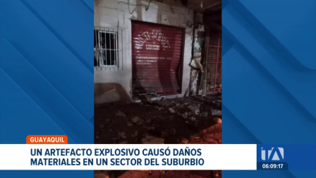 La explosión registrada en la madrugada del domingo en Guayaquil alarmó a los vecinos del suburbio. La onda expansiva causó daños en 12 casas. Un reportaje de Camila Guevara