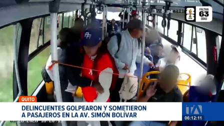 Un bus de transporte público fue interceptado por sujetos armados  en la Simón Bolívar en Quito. Transportistas exigen operativos permanentes. Un reportaje de Gustavo Jaramillo