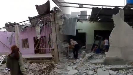 El ataque con explosivos en Quevedo destruyó dos viviendas y dejó tres fallecidos.