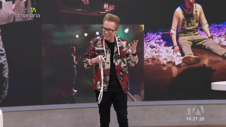 Gabriel Oñate, artista escénico, nos enseñó varios trucos de magia para sorprender en cualquier situación.