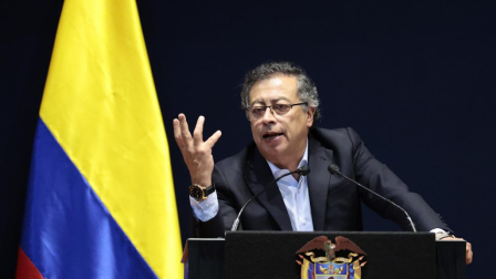 Gustavo Petro dio marcha atrás tras el anuncio de aplicar arancel del 100% a productos ecuatorianos.