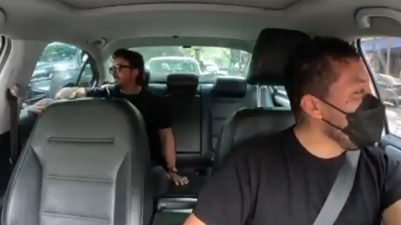 El momento se convierte en uno de los contenidos virales del día, combinando música, espontaneidad y cercanía con los fans.