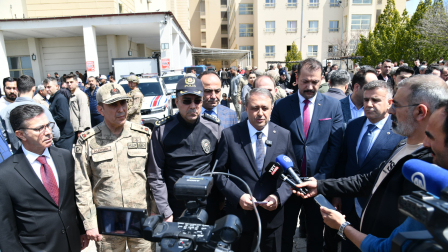 Deseo una pronta recuperación a nuestros heridos y transmito mis condolencias a la comunidad educativa y a todos los ciudadanos - Hasan Şıldak