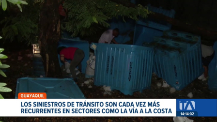 El incremento de accidentes en esta arteria vial ha evidenciado problemas de seguridad ciudadana; durante un reciente percance, se captaron imágenes de personas, incluido personal uniformado, retirando mercadería de camiones accidentados.
