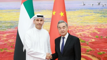 China refuerza su postura de estabilidad y advierte que cualquier bloqueo en Ormuz puede tener consecuencias económicas a escala global.