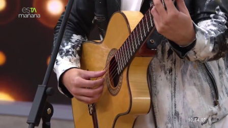 La agrupacion argentina, Los Diableros Jujeños nos traen un pedacito de su localidad y música latinoamericana.