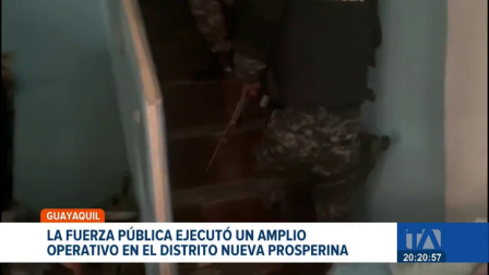 El bloque de seguridad ejecutó múltiples allanamientos para desarticular economías ilegales en el sector de Nueva Prosperina, en Guayaquil. Un reportaje de Astrid Singre