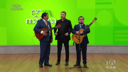 El maestro del requinto, Eduardo "Chocolate" Morales, nos contó la historia del requinto y cómo se popularizó este instrumento en latinoamerica.