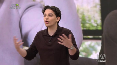 El psicoterapeuta, José Fernando Najas, nos explica cómo el consumo de pantallas y redes sociales influye en nuestras emociones y en la convivencia diaria.