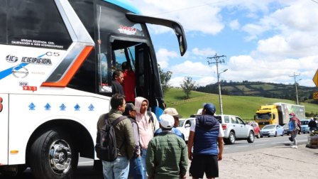 La ampliación de la compensación se analiza para el transporte inter e intra provincial.