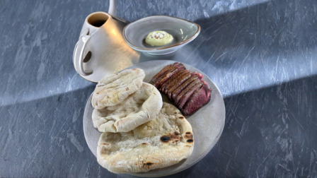 Este viernes 24 de abril del 2026 preparamos shawarma de pato, junto al chef Felipe Campana.