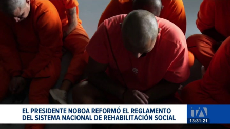 El Ejecutivo reformó el reglamento de rehabilitación social incluyendo la separación de detenidos; especialistas advierten que estos cambios no solucionarán el colapso del sistema.