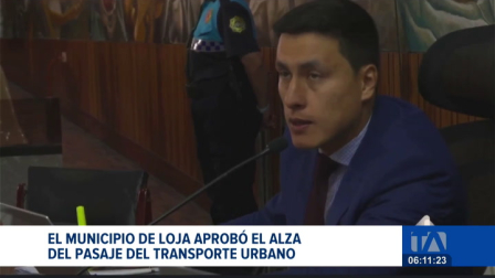 El municipio de Loja dio luz verde al incremento de la tarifa de transporte público. La decisión genera un fuerte debate entre los usuarios. Un reportaje de María del Rocío Coronel
