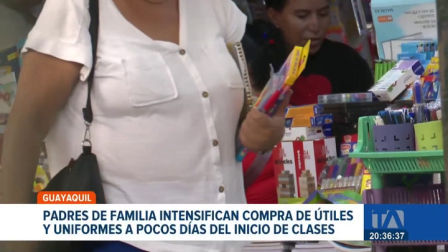 A pocos días del inicio de clases en el régimen Costa, los padres de familia se vuelcan a los puntos de venta de uniformes y útiles escolares. Un reportaje de Ricardo Cruzatty