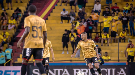 [1-1] Barcelona empata ante el Manta por la Fecha 12