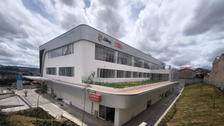 83 nuevas vacantes se abrieron para el nuevo hospital de Baños de Agua Santa, según el Municipio de Cuenca