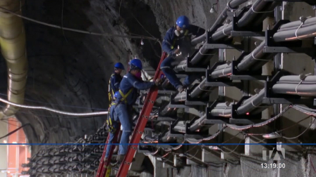 Existe preocupación por la adjudicación de servicios complementarios para el sistema Puerto Inca y la subestación San Idelfonso. Un reportaje de Fausto Yépez