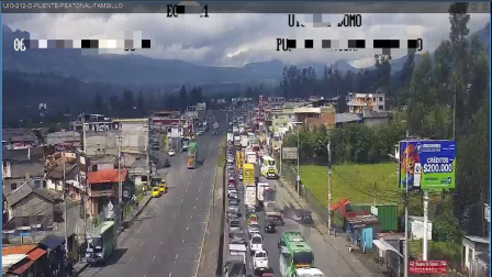 Fuerte congestión en Tambillo por volcamiento