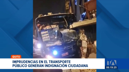 La detención de un conductor ebrio que causó un accidente mortal revive las críticas contra el sector transporte público en Quito. Un reportaje de Gustavo Jaramillo