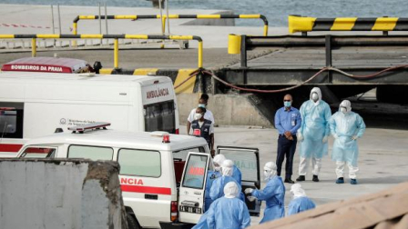 Una  azafata fue hospitalizada y aislada por hantavirus.