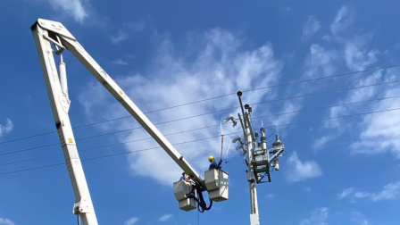 CNEL confirmó cortes de luz en varias zonas del suroeste de Guayaquil, debido a una afectación registrada en el alimentador Torre 2, este 11 de mayo de 2026.