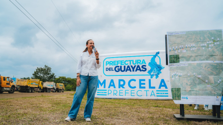 La prefecta del Guayas, Marcela Aguiñaga, en un evento en el cantón Pedro Carbo, el 29 de abril de 2026.