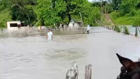 Tres recintos del cantón Balzar se inundaron este martes 12 de mayo de 2026 en el cantón Balzar, en la provincia de Guayas.