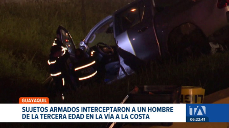 Un hombre de la tercera edad perdió el control de su automotor al intentar huir de sujetos que lo interceptaron en plena vía a la Costa. Un reportaje de Camila Guevara