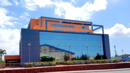 Edificio del Consejo de la Judicatura en Santa Elena, que este 13 de mayo  de 2026 sufrió un atentado.