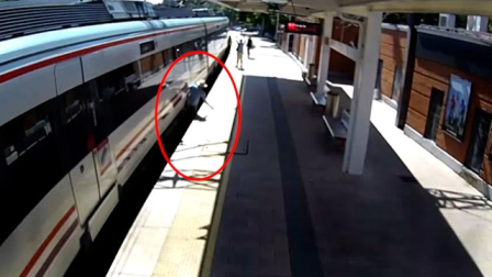 Las brutales imágenes de Salvador, el anciano que fue arrastrado por un Cercanías en Pozuelo