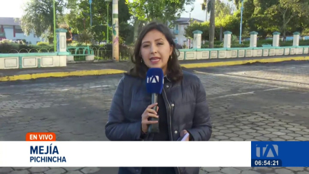 El aluvión reportado en Aloasí, cantón Mejía deja daños materiales. Se reportan más de 20 viviendas afectadas, vías con lodo. Un reportaje de Nathalie Jiménez