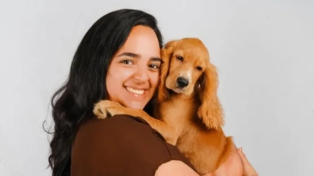 Yailin Proaño denuncia que la persona que cuidaba a su perro Capuccino no se lo quiere devolver.