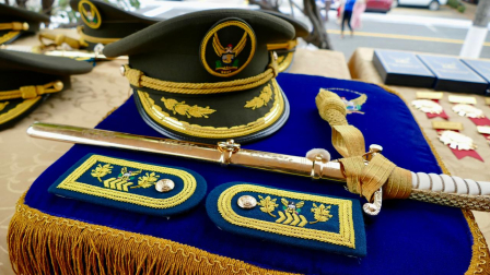 Imagen de archivo de condecoraciones policiales en Guayaquil.