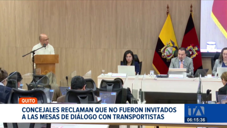 Concejales critican que las reuniones entre el Municipio y los representantes del transporte público se manejen de forma cerrada. Un reportaje de Stephany Paz