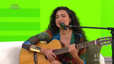 Shalom Mendieta, cantante, comparte las experiencias que han marcado su carrera y nos adelanta los nuevos proyectos musicales que prepara.