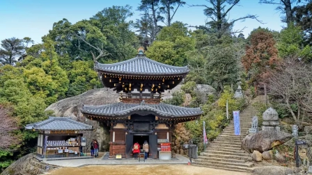 Se incendia salón sagrado de Miyajima con la "Llama eterna" de 1200 años!