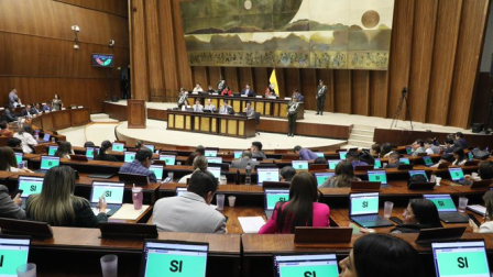 Con 79 votos a favor se aprobó una ley de protección de olas en Ecuador, este jueves 21 de mayo de 2026.