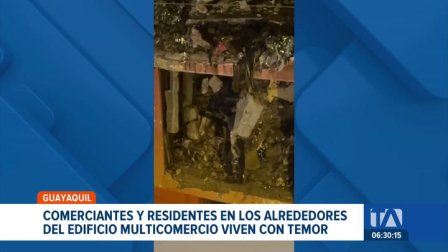 El tiempo legal para que los propietarios intervengan la estructura está por expirar. Los dueños de locales aledaños denuncian robos y amenazas. Un reportaje de Ever Moreira