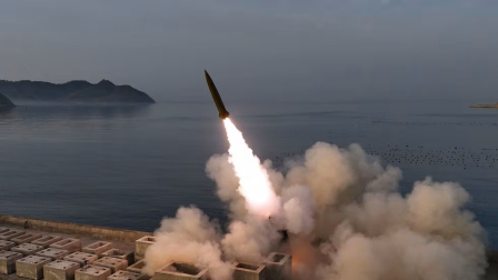 Corea del Norte prueba nuevo sistema de lanzamiento de misiles múltiples