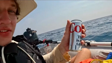 Un 'youtuber', condenado en India por intentar darle una Coca-Cola a una tribu indígena