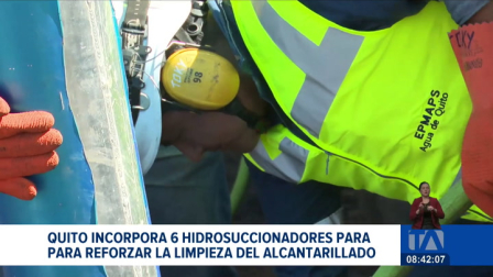 El Municipio de Quito compro seis hidrosuccionadores ara optimizar la limpieza de colectores y alcantarillas y evitar inundaciones. Un reportaje de Nathalie Jiménez